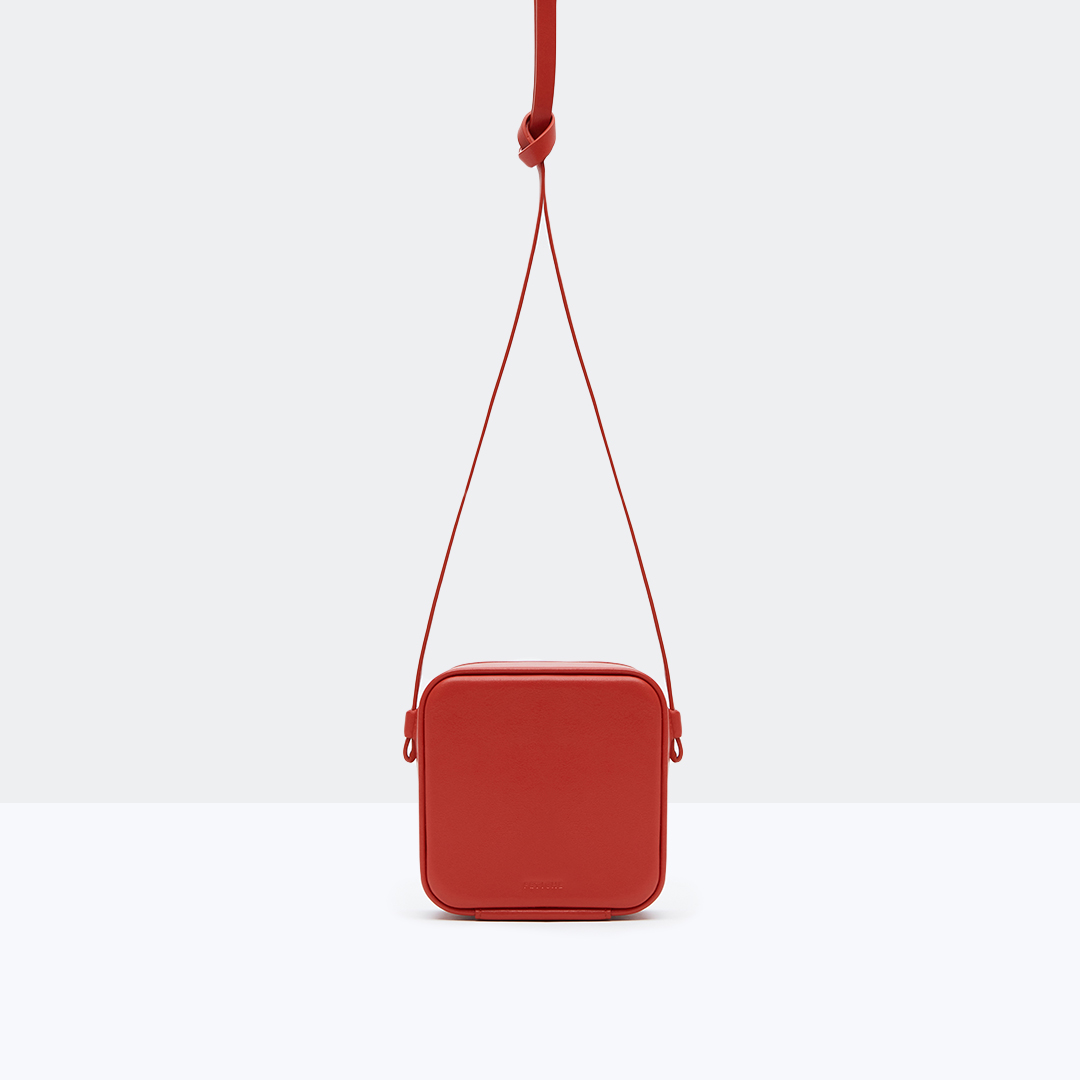 Cube bag RUBY RED
