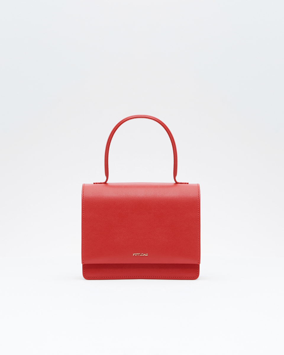 Красная сумка Yoni на короткой ручке из натуральной кожи от FETICHE S.033. Ruby Red - фото 1