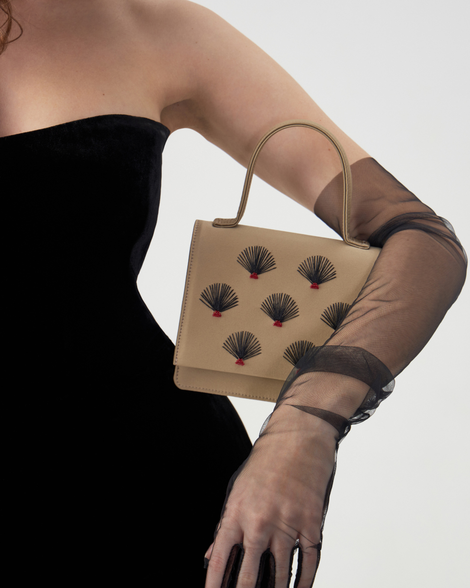 Сумка Yoni Lumiere